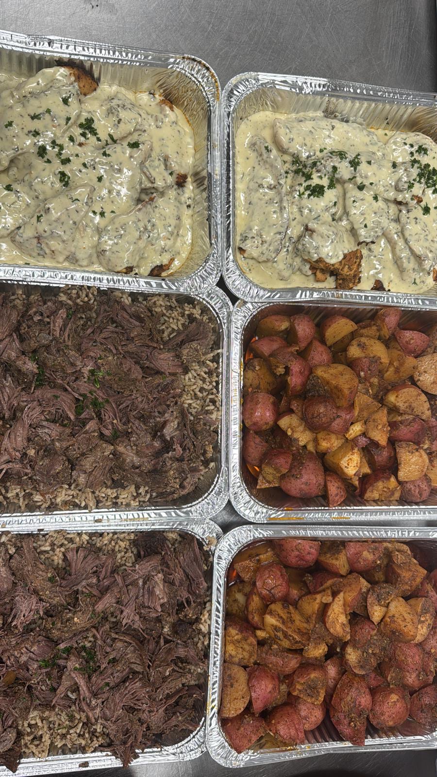 Mushroom sauce, shredded beef & roasted potatoes